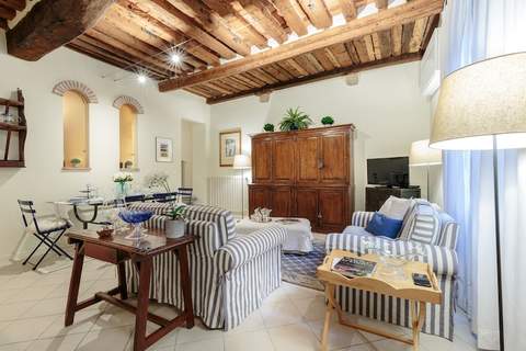 The 1400's Apartment - Ferienunterkunft in Lucca (4 Personen)