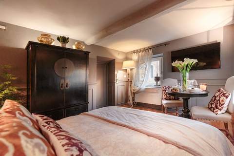 Casa Palatial - Ferienunterkunft in Lucca (2 Personen)