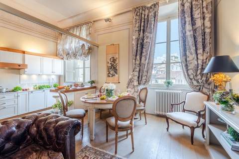 Timeless Palazzo - Ferienunterkunft in Lucca (3 Personen)