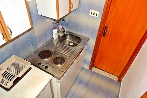Apartments Majkovica- Studio with Terrace - Ferienunterkunft in Dubrovnik (2 Personen)