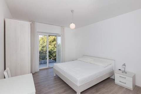 Rooms Villa Bašica - Superior Double Room with Balcony and Sea View (Soba 2) - Ferienunterkunft in Saplunara (2 Personen)