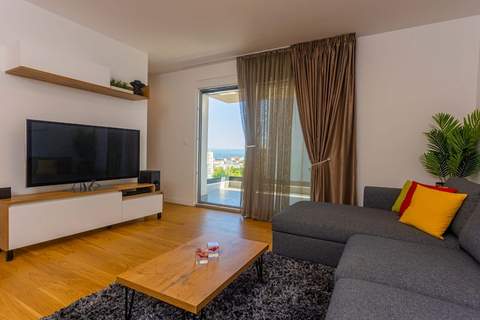 Apartment Jugo - Two Bedroom Apartment with Terrace and Sea View - Ferienunterkunft in Split (5 Personen)