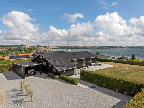 Ferienhaus Beowulf - 200m from the sea