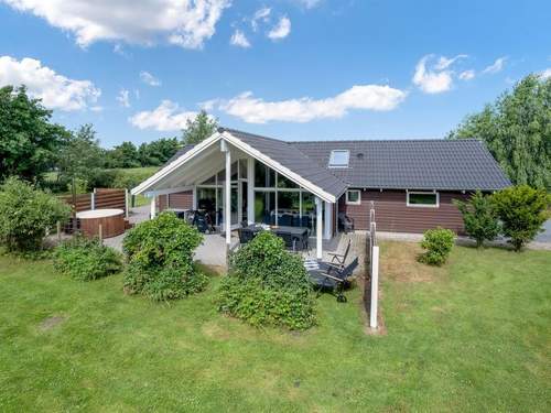 Ferienhaus Mika - 800m from the sea
