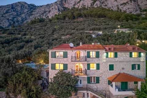 Ferienunterkunft in Makarska (6 Personen)