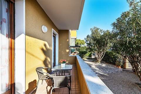 Ferienunterkunft in Desenzano del Garda (4 Personen)