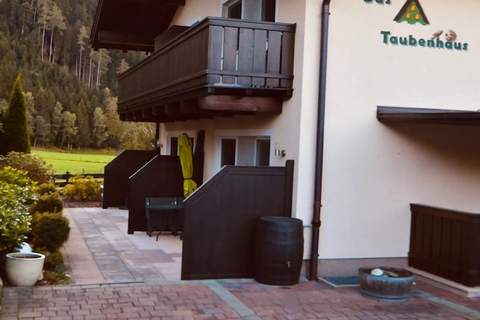 Apartment 3 mit Balkon /Hollersbach - Ferienunterkunft in Hollersbach im Pinzgau (4 Personen)