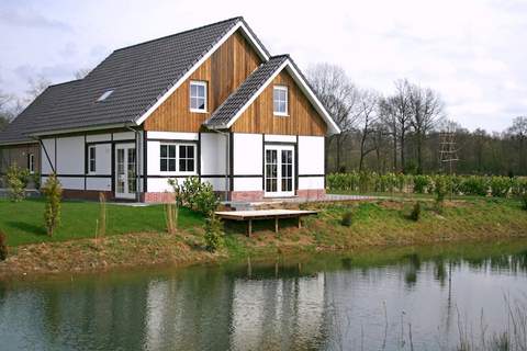 Resort Limburg 7 - Ferienunterkunft in Susteren (12 Personen)