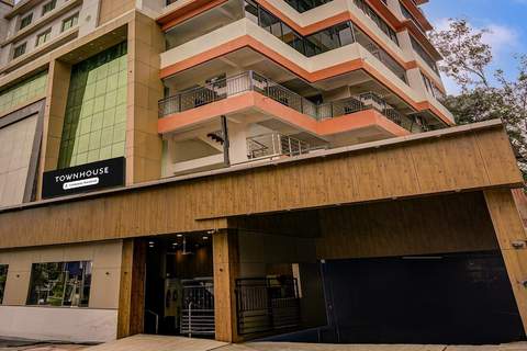 Super Townhouse Madgaon - Ferienunterkunft in Goa (2 Personen)