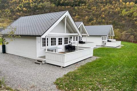 Kinso WITH LAKE VIEW - Ferienunterkunft in Kinsarvik (6 Personen)
