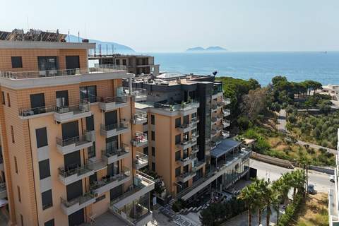 207A,Diamond Two Bedroom Apartment - Ferienunterkunft in Vlorë (5 Personen)
