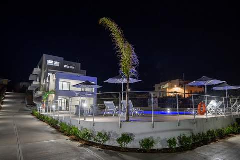 Destino Villa - Ferienunterkunft in Agios Markos (15 Personen)