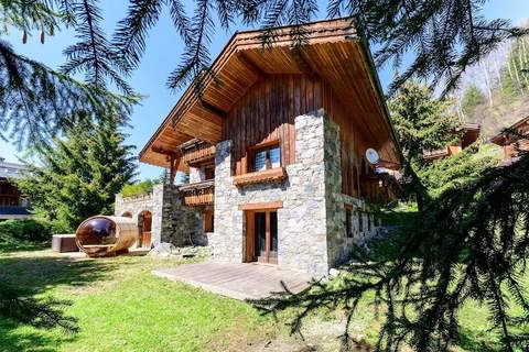 Chalet Etienne - Ferienunterkunft in Meribel (15 Personen)