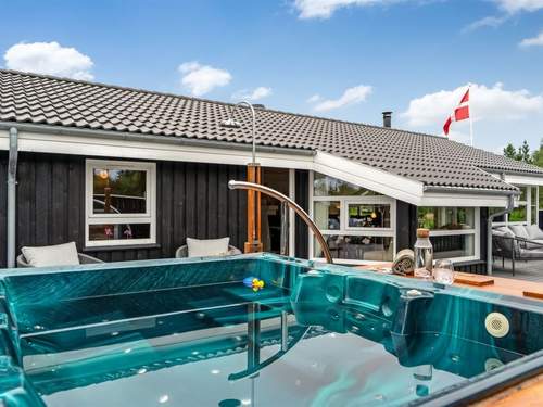 Ferienhaus Eeske - 2.5km from the sea