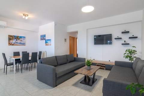Antonios - Ferienunterkunft in Platanes (5 Personen)