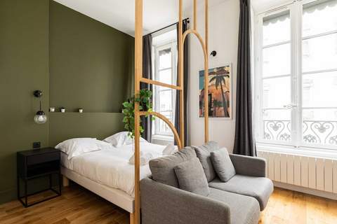 EB-22-AINAY - Ferienunterkunft in Lyon (2 Personen)