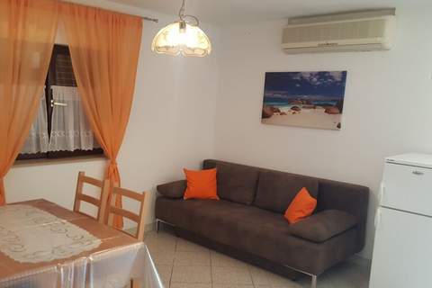 Apartments Ivan Supetar - Two Bedroom Apartment with Terrace no1 - Ferienunterkunft in Supetar (4 Personen)