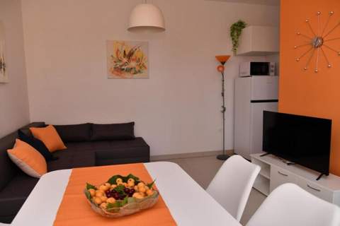 One Bedroom Apartment with Terrace and Garden View - Ferienunterkunft in Supetar (3 Personen)