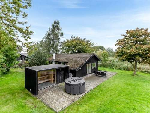 Ferienhaus Litle - 30m from the sea