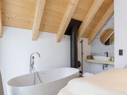 Ferienhaus Chalet Nr. 4 mit 2 Schlafzimmern und Sauna