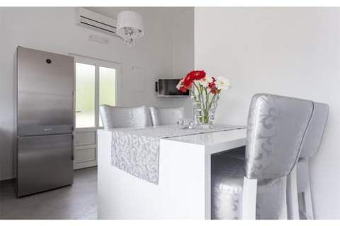 Apartments Villa Dingač - Borak - Two Bedroom Apartment with Balcony and Sea View (Silver) - Ferienunterkunft in Potomje (4 Personen)