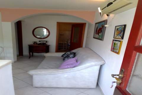 Apartments Villa Nada Sutivan - Two Bedroom Apartment with Terrace (A) - Ferienunterkunft in Sutivan (4 Personen)