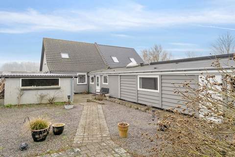 Ferienunterkunft in Aakirkeby (7 Personen)