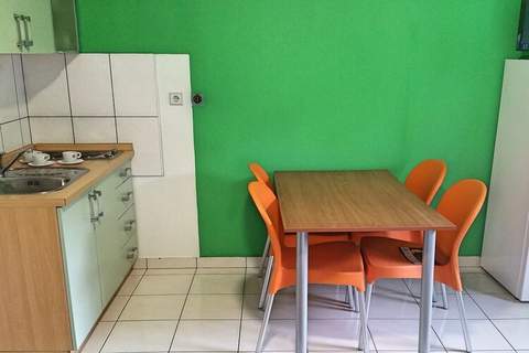 Apartments Mateo - One Bedroom Apartment - Green - Ferienunterkunft in Vodice (2 Personen)