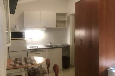 Apartmani Stefanija - Studio With Garden View - Ferienunterkunft in Umag (2 Personen)