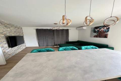 Two-Bedroom Apartment With Terrace - Ferienunterkunft in Drace (5 Personen)