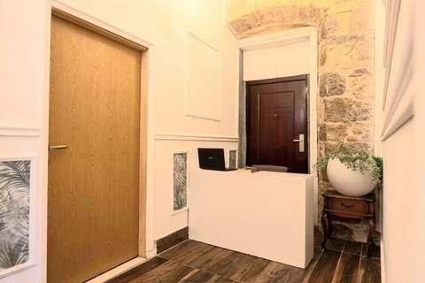 Silver Gate Rooms-Diocletian's Palace - Quardruple Room - Ferienunterkunft in Split (4 Personen)