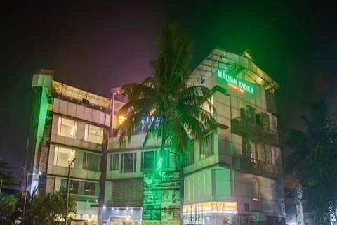 Collection O Lodha Experia Mall Dombiwali Formerly RR Suites - Ferienunterkunft in Mumbai (2 Personen)