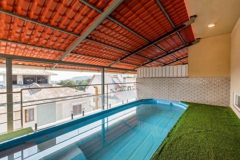 5BHK Luxe Villa  Pvt Pool with Jacuzzi  Baga Beach - Ferienunterkunft in Goa (13 Personen)