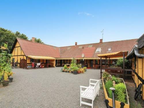 Ferienwohnung, Appartement Senija - 250m from the sea