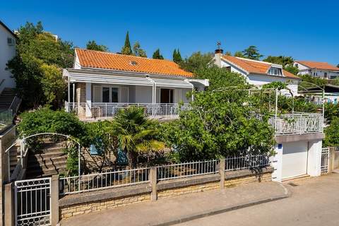 Vacation house Maslenica - Ferienunterkunft in Maslenica (5 Personen)