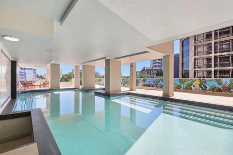 2-Bed City Abode with Swimming Pool, Gym & Views - Ferienunterkunft in Brisbane City (4 Personen)