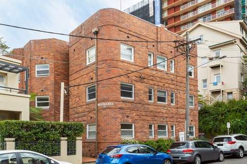 Art Deco Apartment Meters Away From The Beach - Ferienunterkunft in Manly (4 Personen)