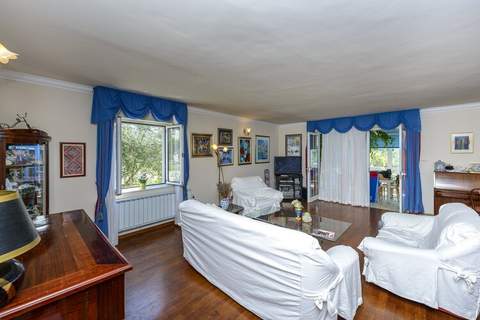 Villa Piano - Four Bedroom Villa with Terrace and Swimming Pool - Ferienunterkunft in Mlini (8 Personen)