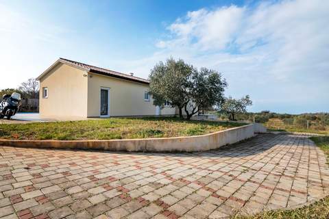 Villa Moon - Ferienunterkunft in Novigrad (6 Personen)