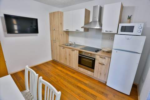 Apartments Lenka - Two Bedroom Apartment with Garden Terrace A4 - Ferienunterkunft in Sutivan (4 Personen)