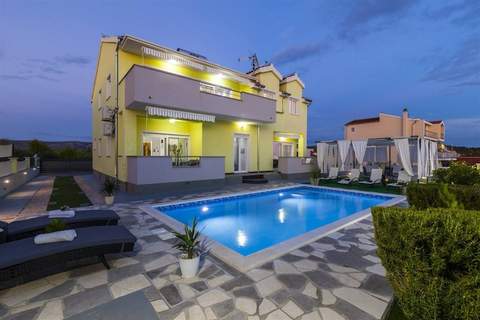 Sea view Villa Brodarica - Ferienunterkunft in Šibenik-Brodarica (10 Personen)