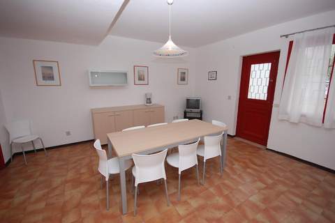 Holiday Village in Ligano-Sabbiadoro - TIPO E-9 - Ferienunterkunft in Lignano (9 Personen)