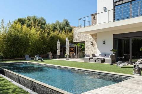 Résidence Villa En Domaine Privé Avec Piscine Chauffée - Ferienunterkunft in Antibes (8 Personen)