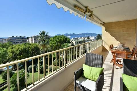 Résidence 3p Proche Centre Ville, Piscine Et Vue Mer - Ferienunterkunft in Cannes (4 Personen)