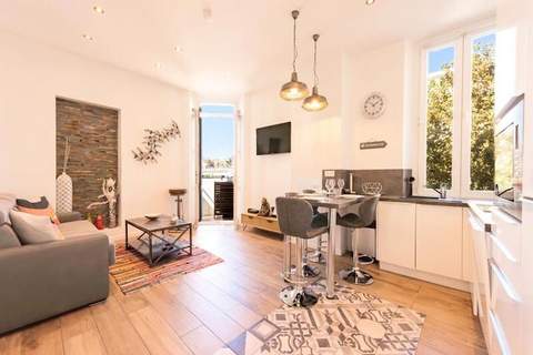 Résidence Hyper Centre, Croisette, Plages Et Palais à Pied - Ferienunterkunft in Cannes (6 Personen)