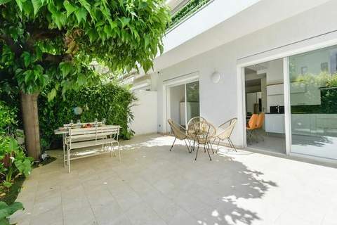 Résidence Rez-de-jardin, Plages à Pied Et Garage - Ferienunterkunft in Cannes (4 Personen)