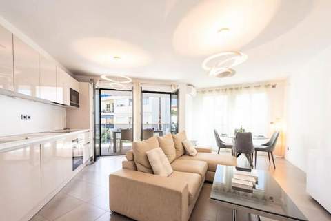 Résidence 3p Piscine, Parking Et Plages à 100m - Ferienunterkunft in Cannes (4 Personen)