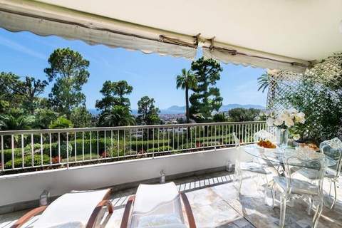 Résidence Spacieux 2p Vue Mer – Résidence Avec Piscine, Cannes - Ferienunterkunft in Cannes (2 Personen)