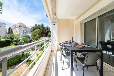 Résidence 2p Résidence Avec Piscine Et Garage, Proche Croisette - Ferienunterkunft in Cannes (4 Personen)