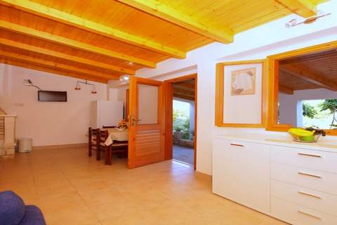 Getaway Beach House-One Bedroom Holiday Home with Terrace and Sea View - Ferienunterkunft in Vela Luka (3 Personen)